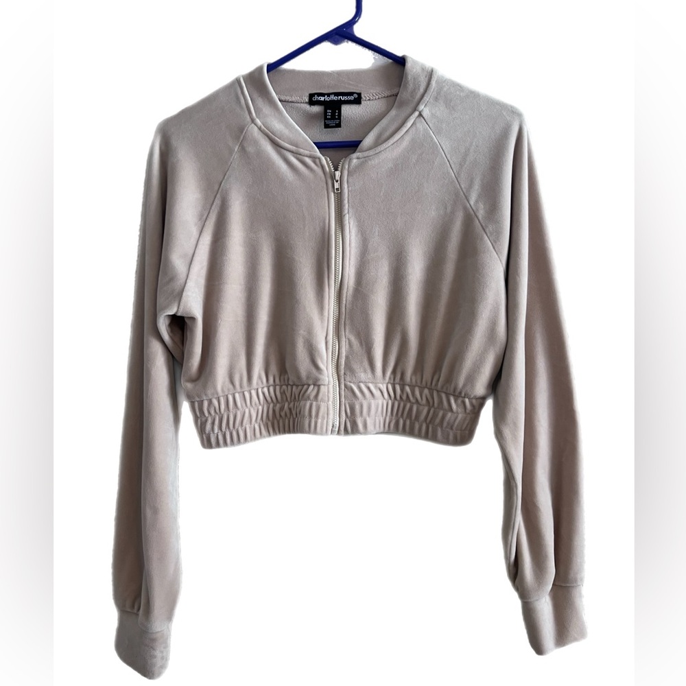 Charlotte Russe Cream Velour Cropped Zip Up Sweater - Picture 3 of 10